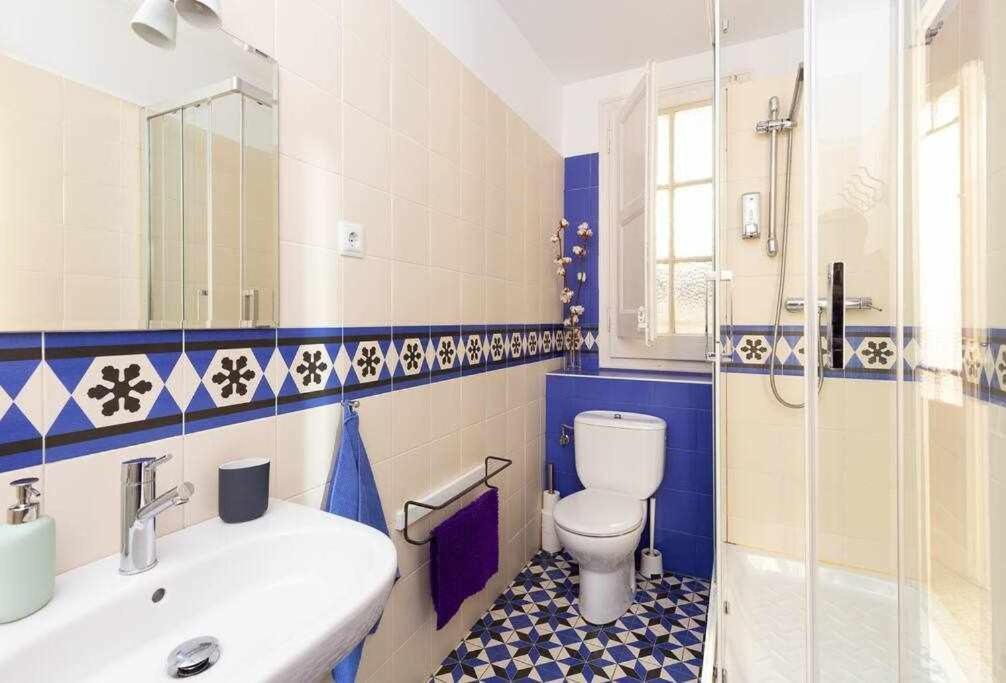 Cal Mateu 11 Huespedes Sagrada Familia Apartment Barcelona Ngoại thất bức ảnh