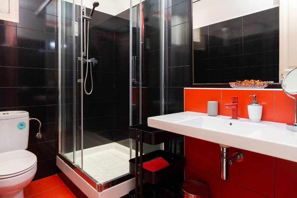 Cal Mateu 11 Huespedes Sagrada Familia Apartment Barcelona Ngoại thất bức ảnh