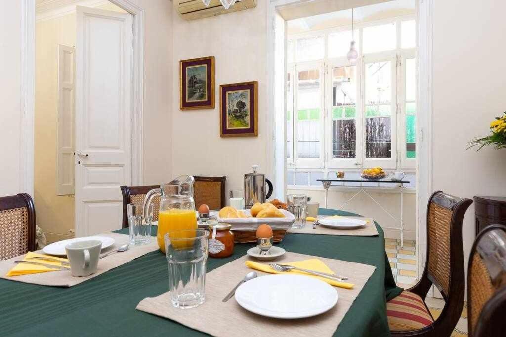 Cal Mateu 11 Huespedes Sagrada Familia Apartment Barcelona Ngoại thất bức ảnh