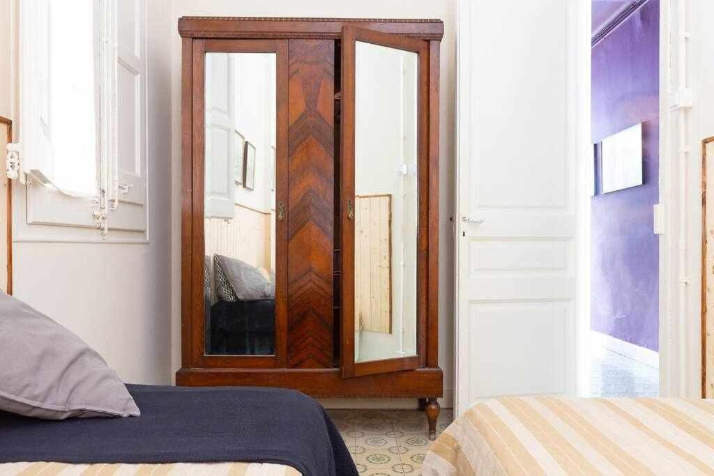 Cal Mateu 11 Huespedes Sagrada Familia Apartment Barcelona Ngoại thất bức ảnh