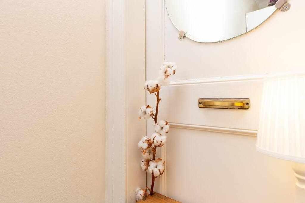Cal Mateu 11 Huespedes Sagrada Familia Apartment Barcelona Ngoại thất bức ảnh