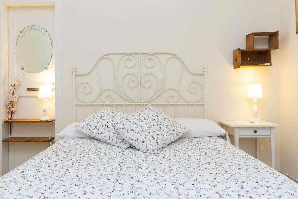Cal Mateu 11 Huespedes Sagrada Familia Apartment Barcelona Ngoại thất bức ảnh