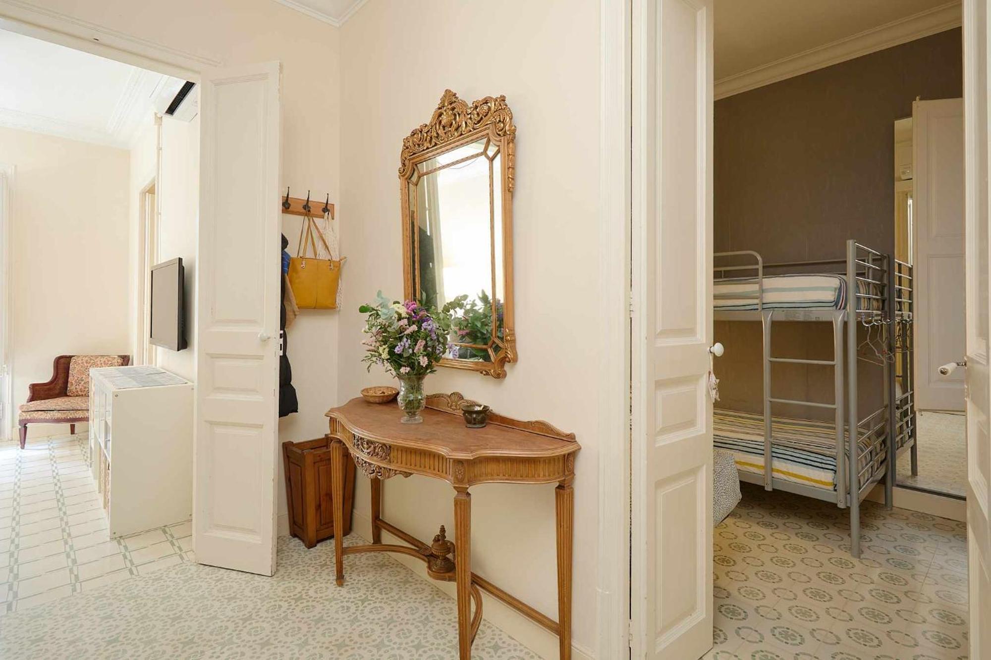Cal Mateu 11 Huespedes Sagrada Familia Apartment Barcelona Ngoại thất bức ảnh